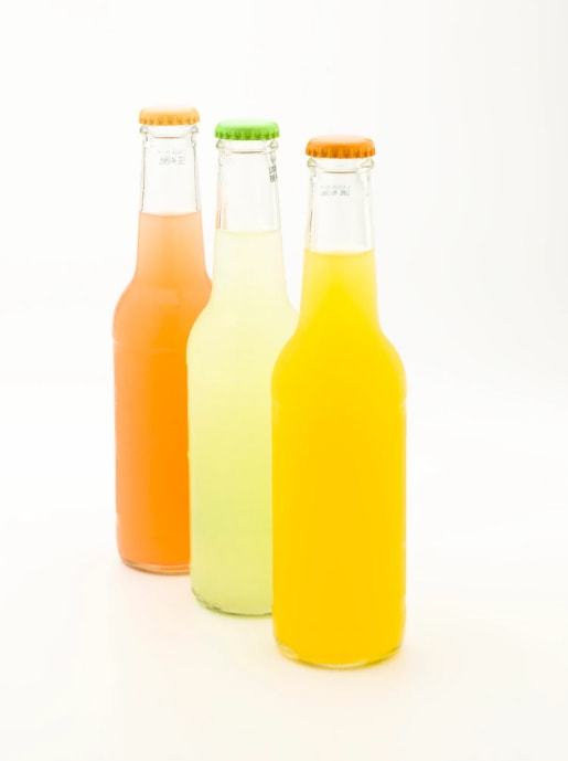 “藍(lán)帽子”迎來新規(guī)，酒精飲料“保健化”之路遇阻？